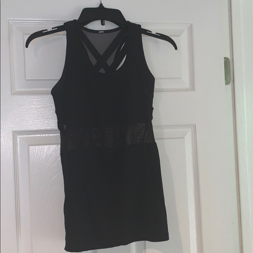 Lululemon black tanktop with built in sports bra